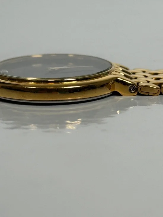 Vintage Citizen Quartz Gold Tone Black Dial Watch - Picture 6 of 10